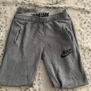 Nike Joggers